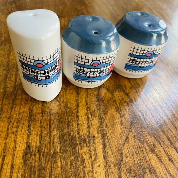 MCM Salt & Pepper Shakers - Picture 4 of 4